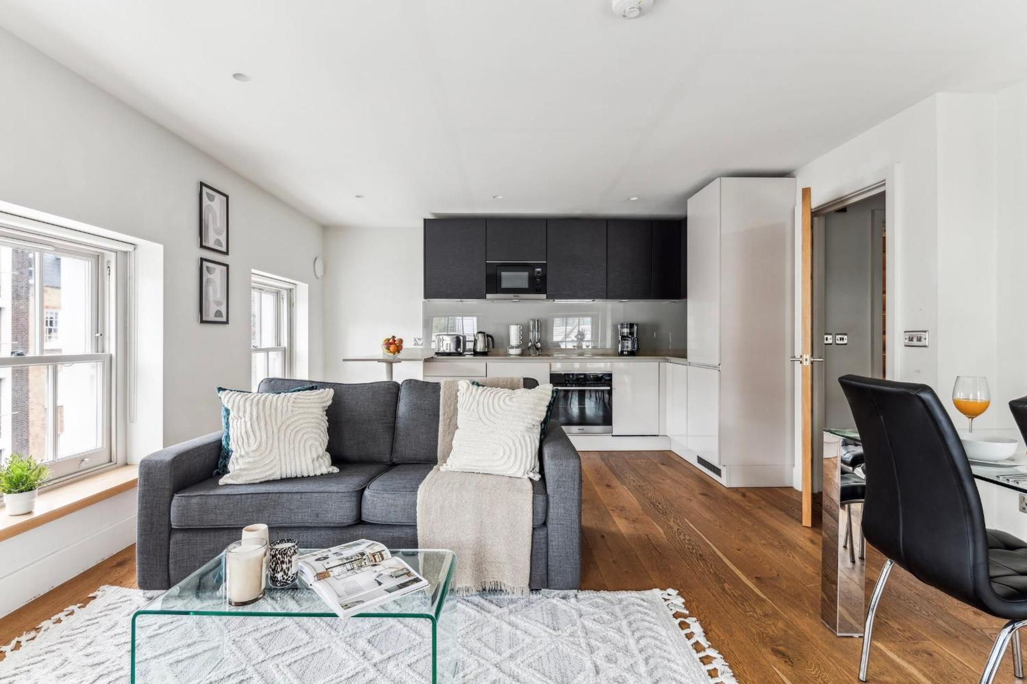 Modern 1Br In Central Fitzrovia - Cityapartmentstay Λονδίνο Εξωτερικό φωτογραφία